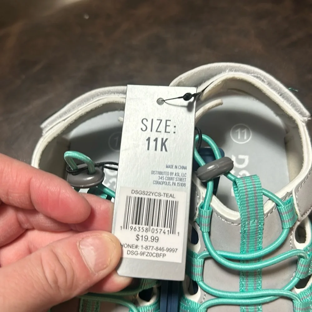 DSG Direct Youth Caged Sandals: GRAY/TEAL: NWT: SIZE 11